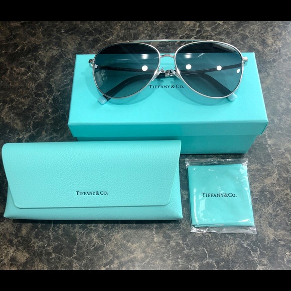 TIFFANY SUNGLASSES❤️ - Picture 1 of 8